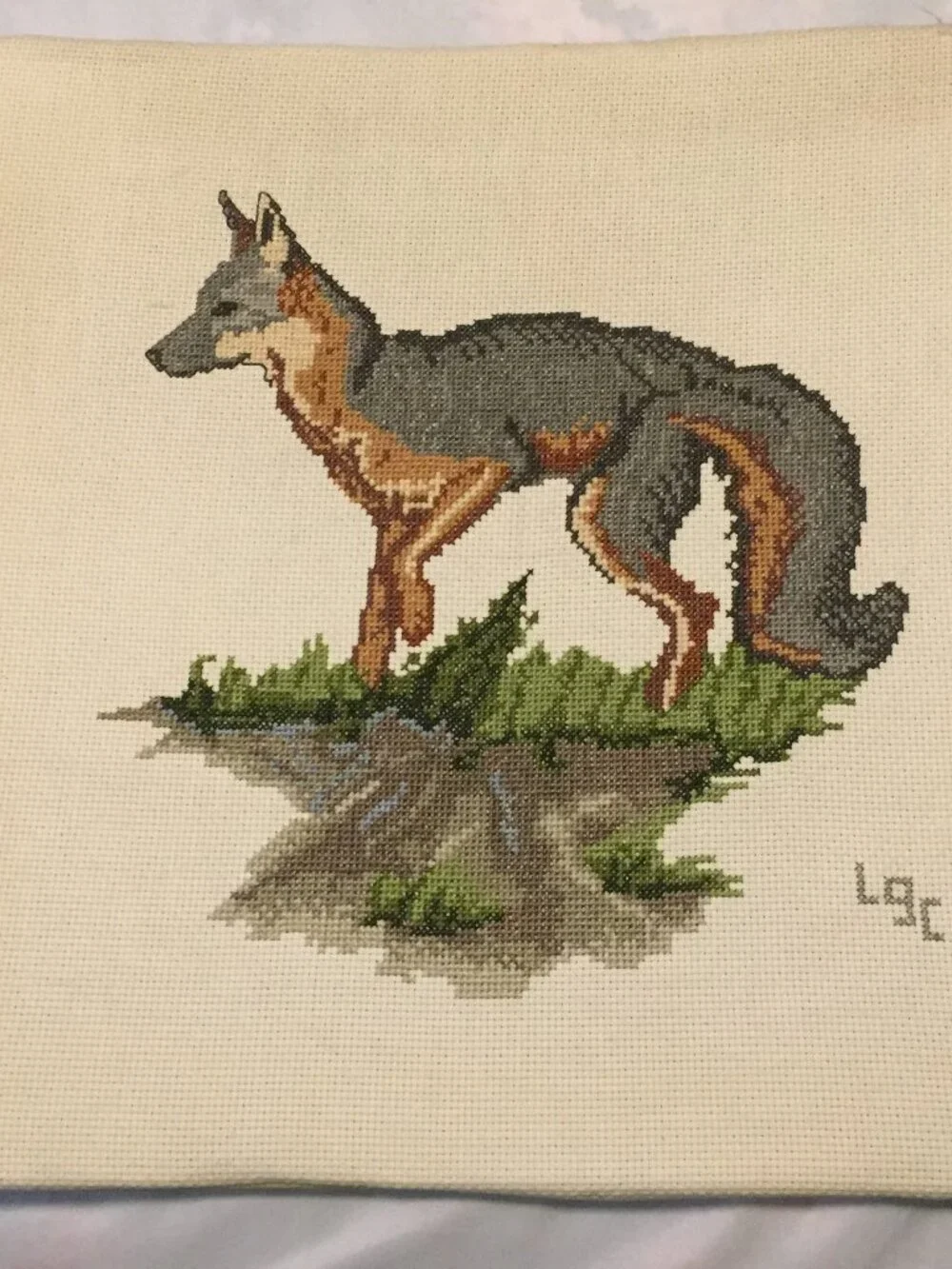 Vintage Hand Crafted Needlepoint Fox Wall Hanging 16